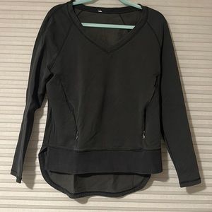 V-neck Lululemon pullover